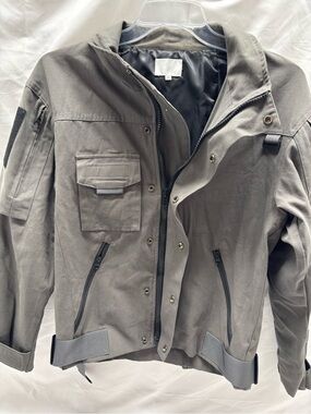 UNM Military Utility Original Design Olive Jacket Mens Size M Tactical Patches